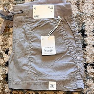 ANA Mid Rise Shorts Size 4